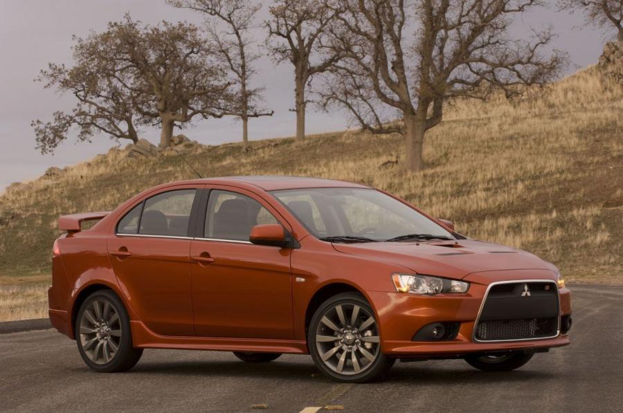  Mitsubishi Lancer Ralliart 2009 года  (фото 14 из 19)
